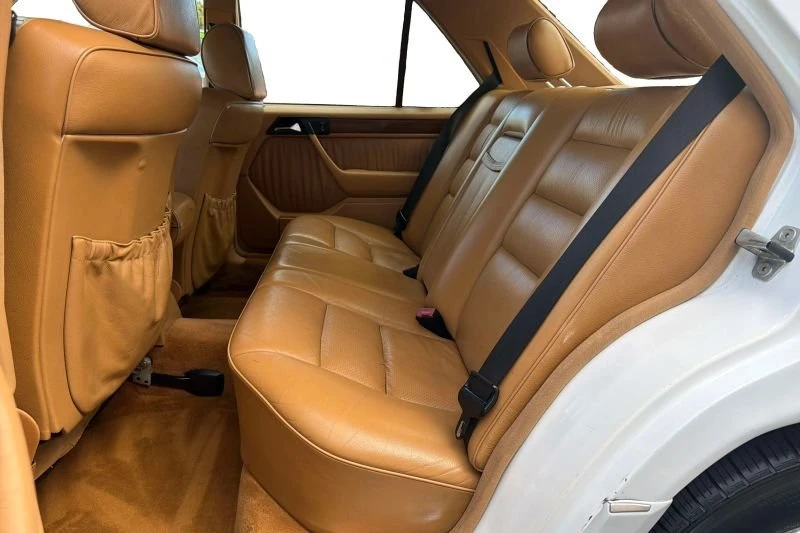 1991 Mercedes-Benz W124 E-Class - Image 14 of 20