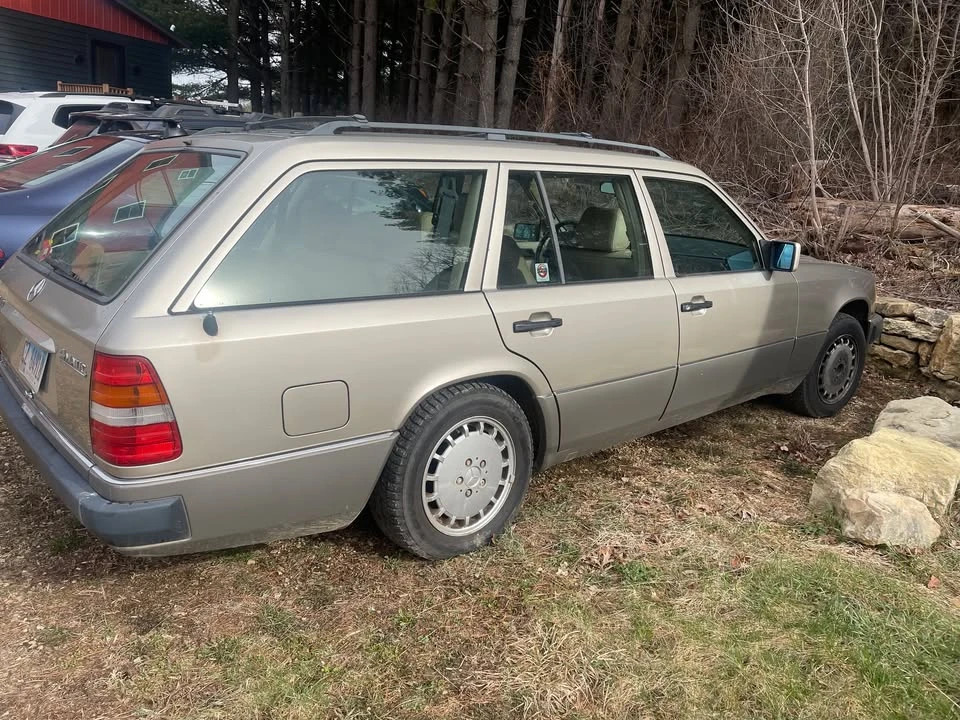 1991 Mercedes-Benz W124 E-Class - Image 4 of 7