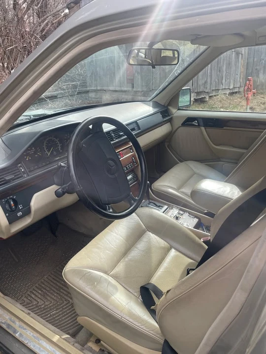 1991 Mercedes-Benz W124 E-Class - Image 5 of 7