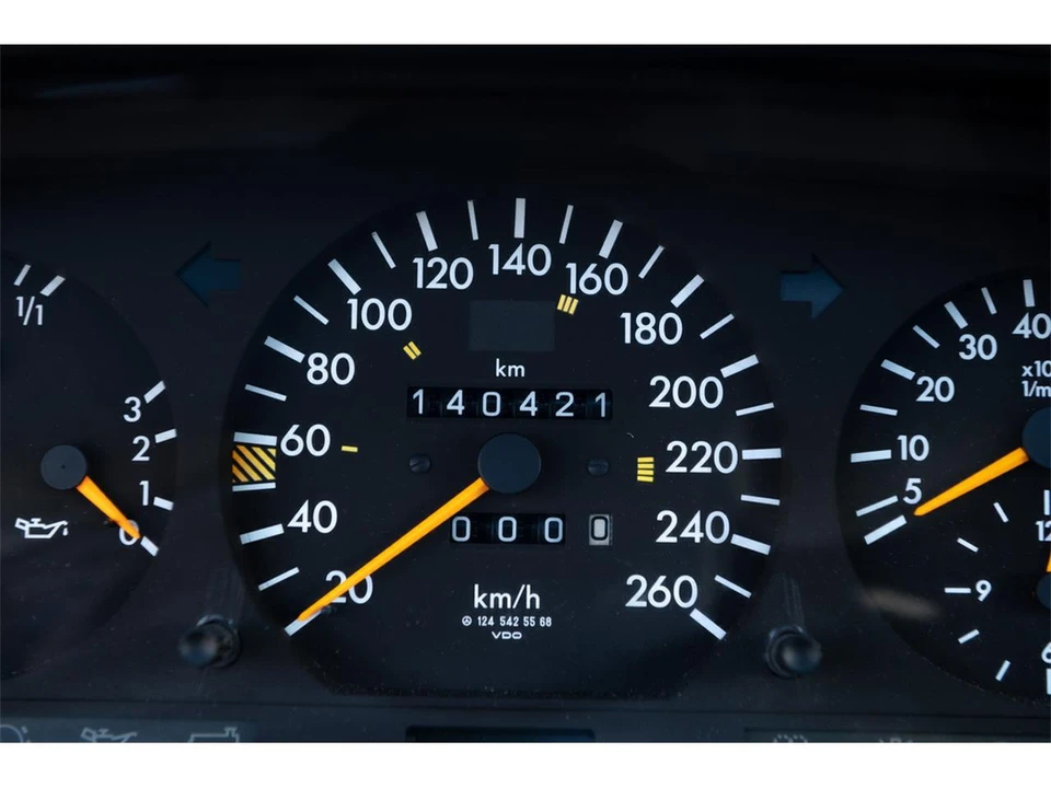 1991 Mercedes-Benz W120 & W121 - Image 8 of 11