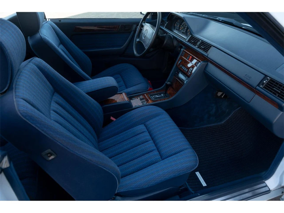 1991 Mercedes-Benz W120 & W121 - Image 10 of 11