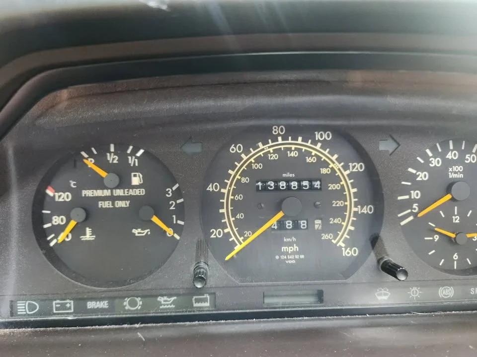 1991 Mercedes-Benz W124 E-Class - Image 6 of 10