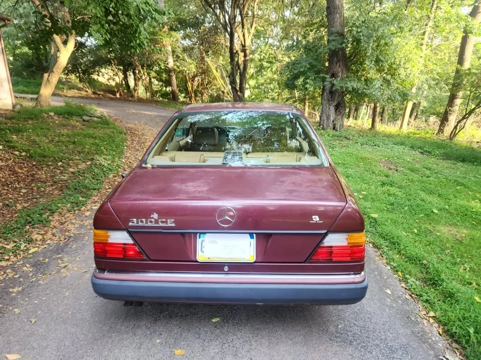 1991 Mercedes-Benz W124 E-Class - Image 4 of 10