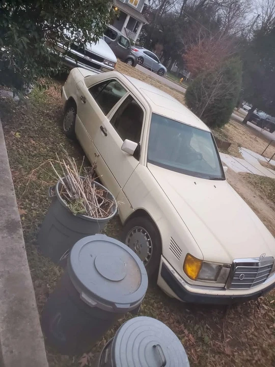 1991 Mercedes-Benz W124 E-Class - Image 4 of 7