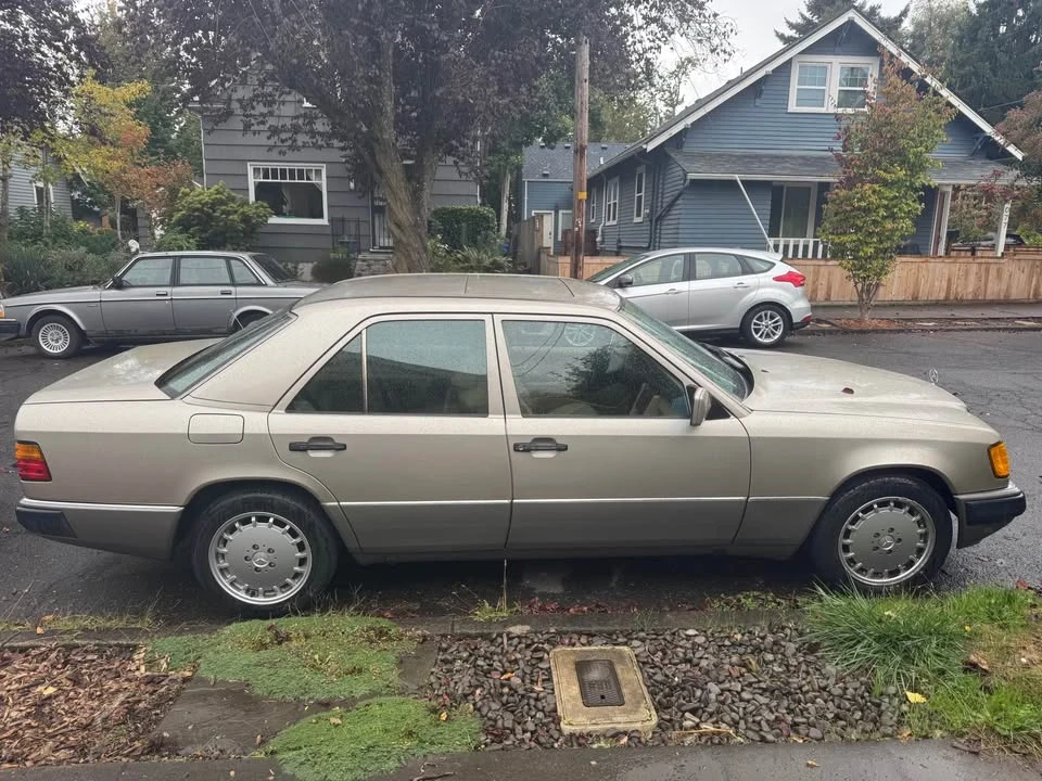 1991 Mercedes-Benz W124 E-Class - Image 4 of 10