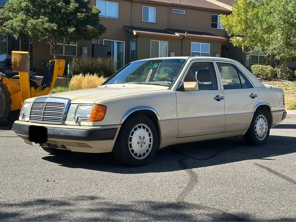 1991 Mercedes-Benz W124 E-Class - Image 2 of 7