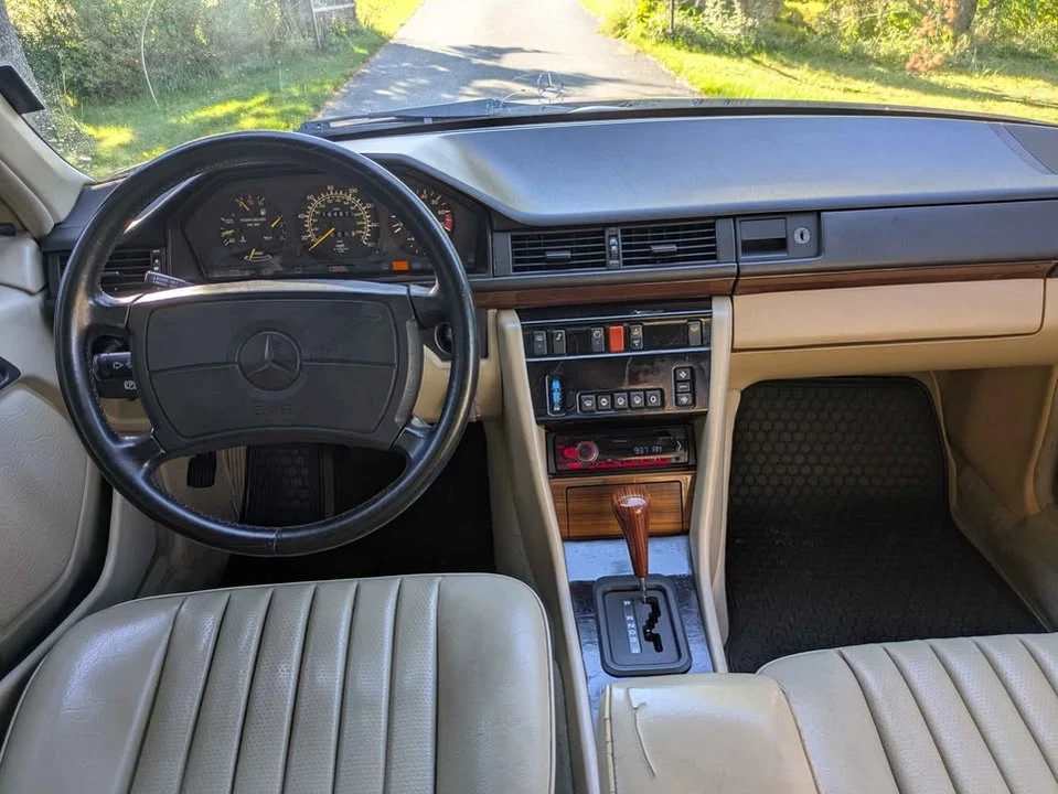1991 Mercedes-Benz W124 E-Class - Image 7 of 13