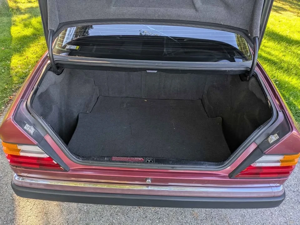 1991 Mercedes-Benz W124 E-Class - Image 4 of 13