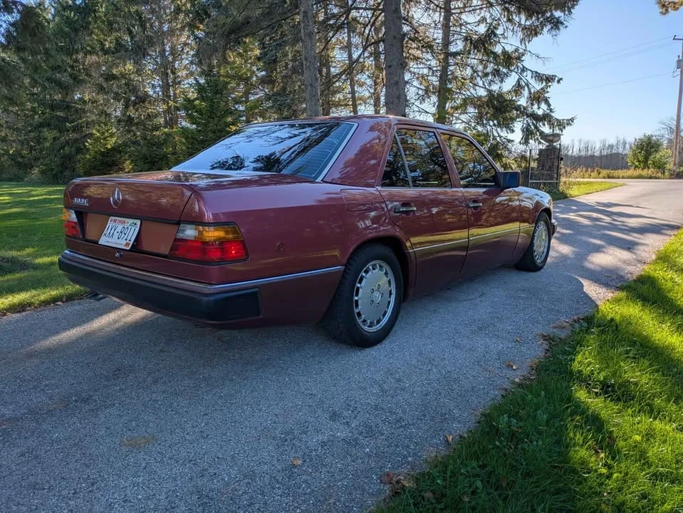 1991 Mercedes-Benz W124 E-Class - Image 9 of 13