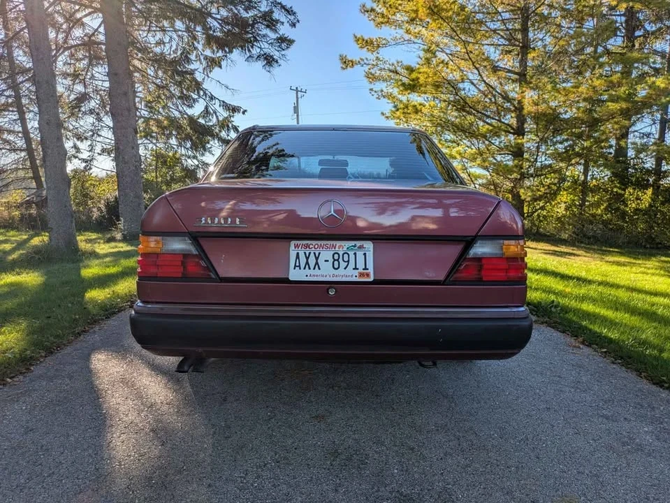1991 Mercedes-Benz W124 E-Class - Image 10 of 13