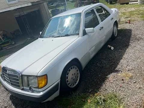 1991 Mercedes-Benz W124 E-Class - Image 4 of 8