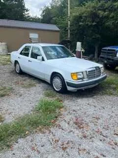 1991 Mercedes-Benz W124 E-Class - Image 7 of 8