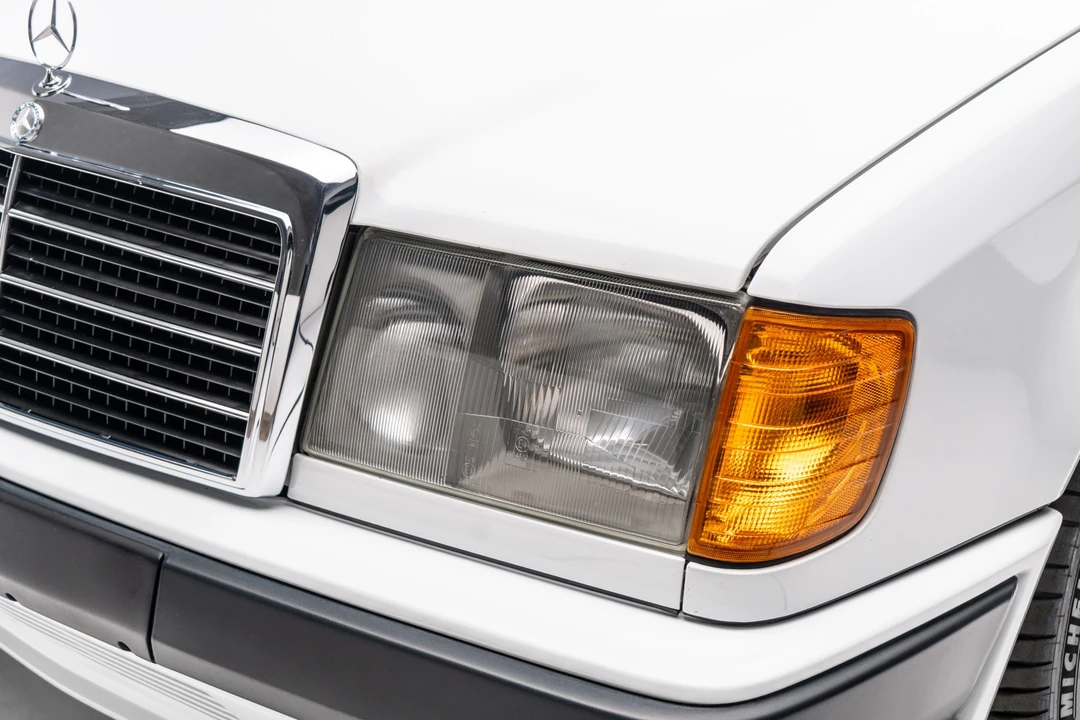 1991 Mercedes-Benz W124 E-Class - Image 29 of 31