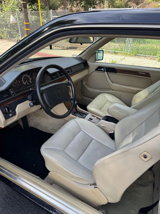 1991 Mercedes-Benz W124 E-Class - Image 26 of 31