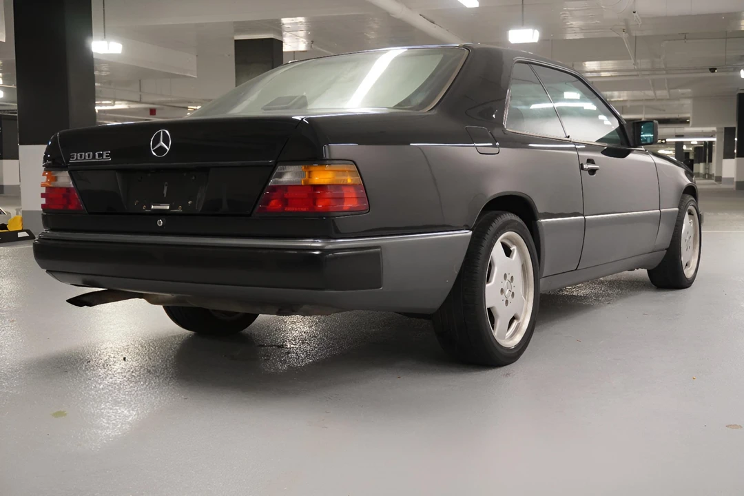 1991 Mercedes-Benz W124 E-Class - Image 13 of 31