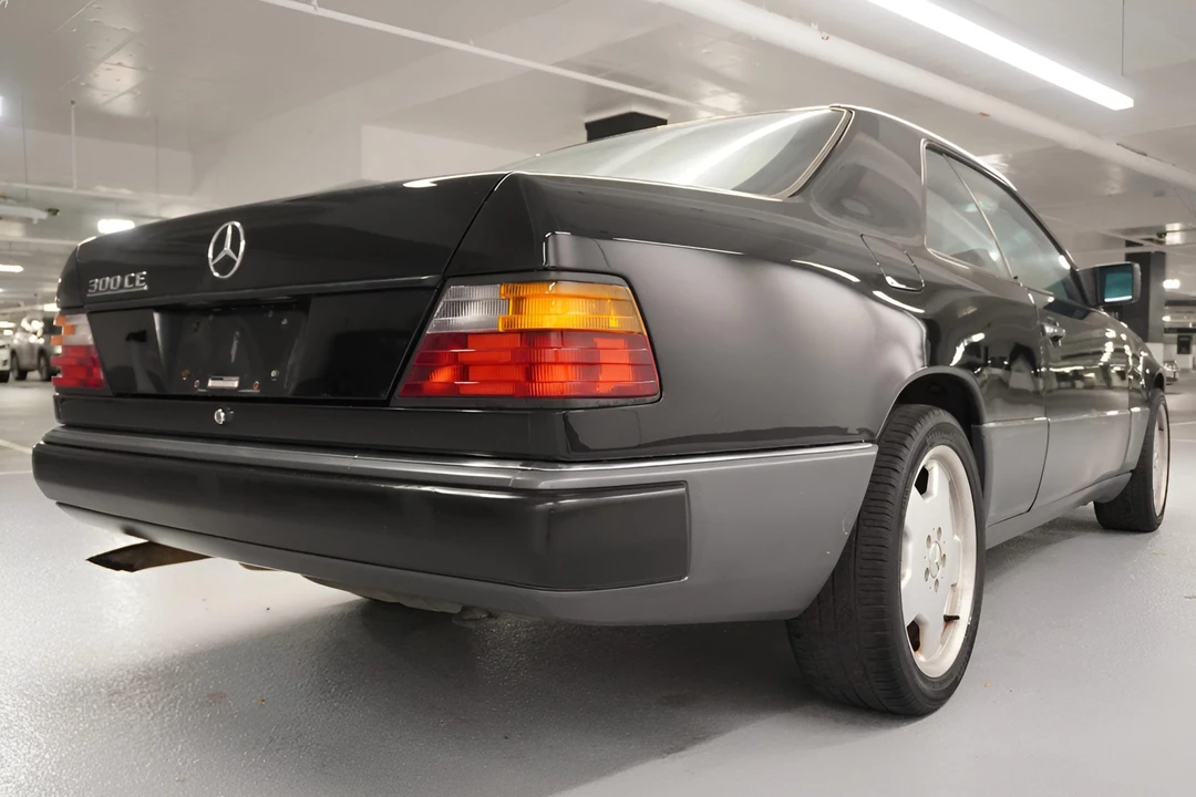 1991 Mercedes-Benz W124 E-Class - Image 15 of 31