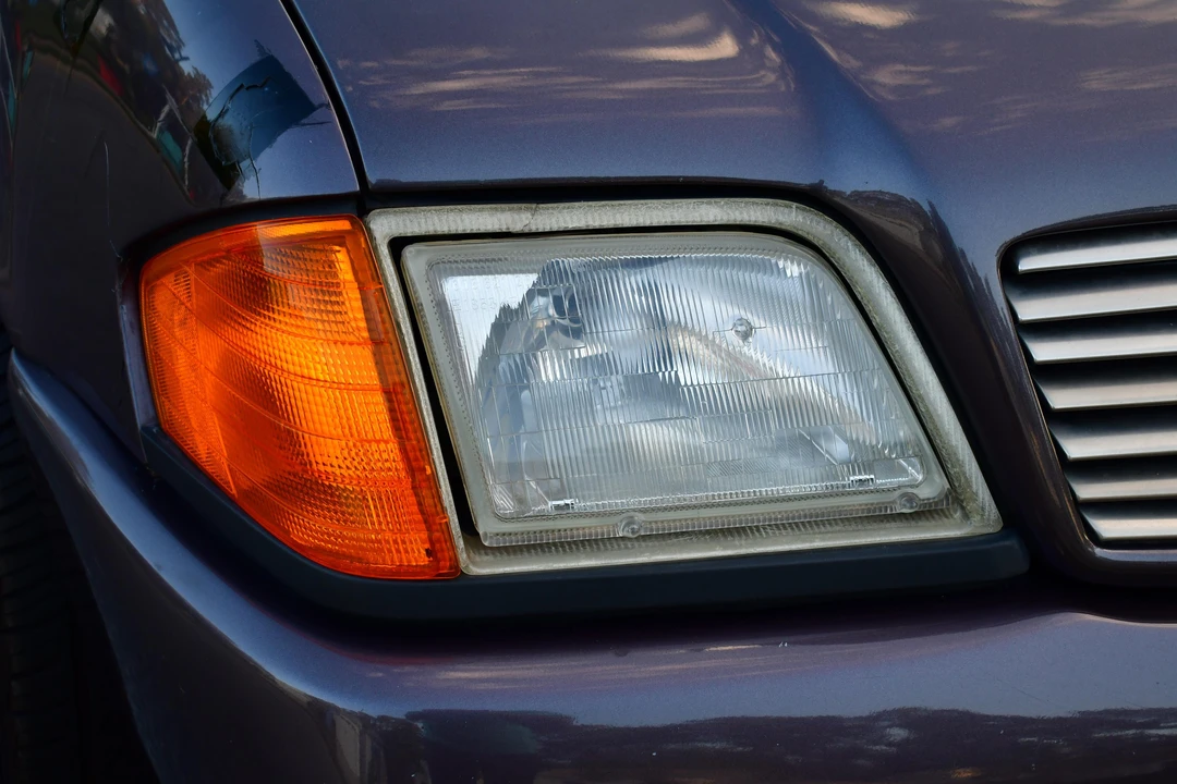 1991 Mercedes-Benz W124 E-Class - Image 9 of 31