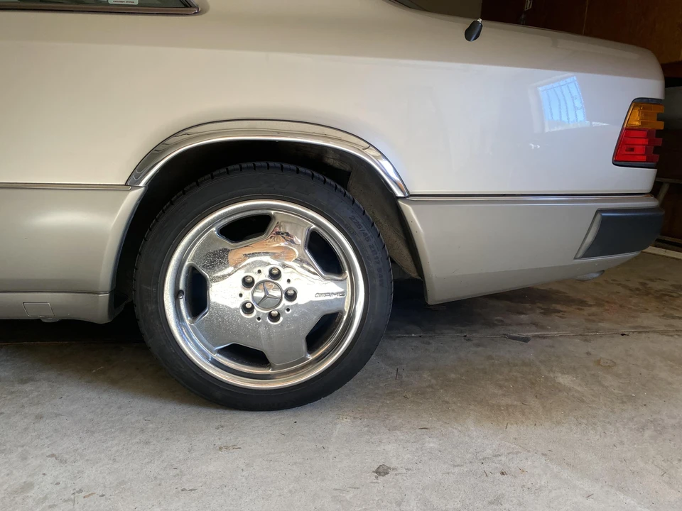 1991 Mercedes-Benz W124 E-Class - Image 22 of 31
