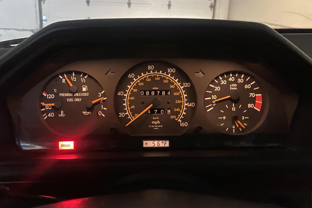 1991 Mercedes-Benz W124 E-Class - Image 28 of 31