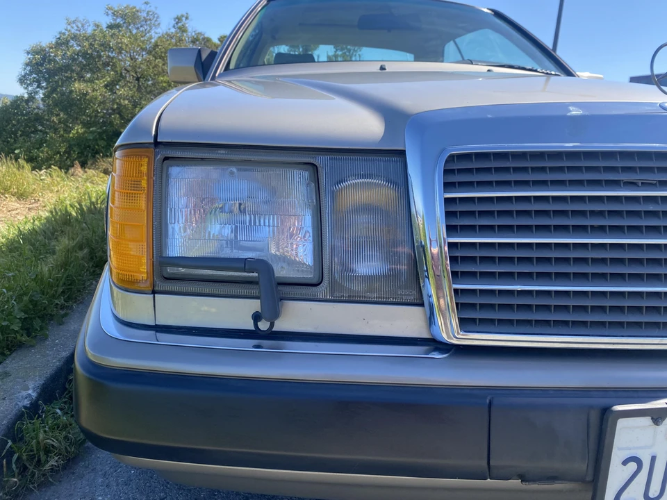 1991 Mercedes-Benz W124 E-Class - Image 12 of 31