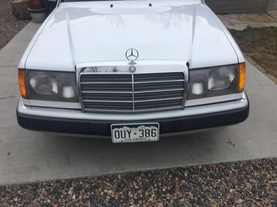 1991 Mercedes-Benz W124 E-Class - Image 6 of 31