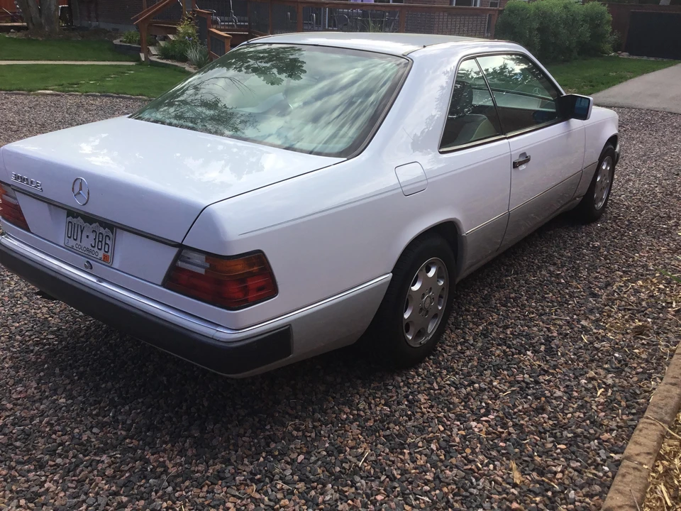 1991 Mercedes-Benz W124 E-Class - Image 8 of 31