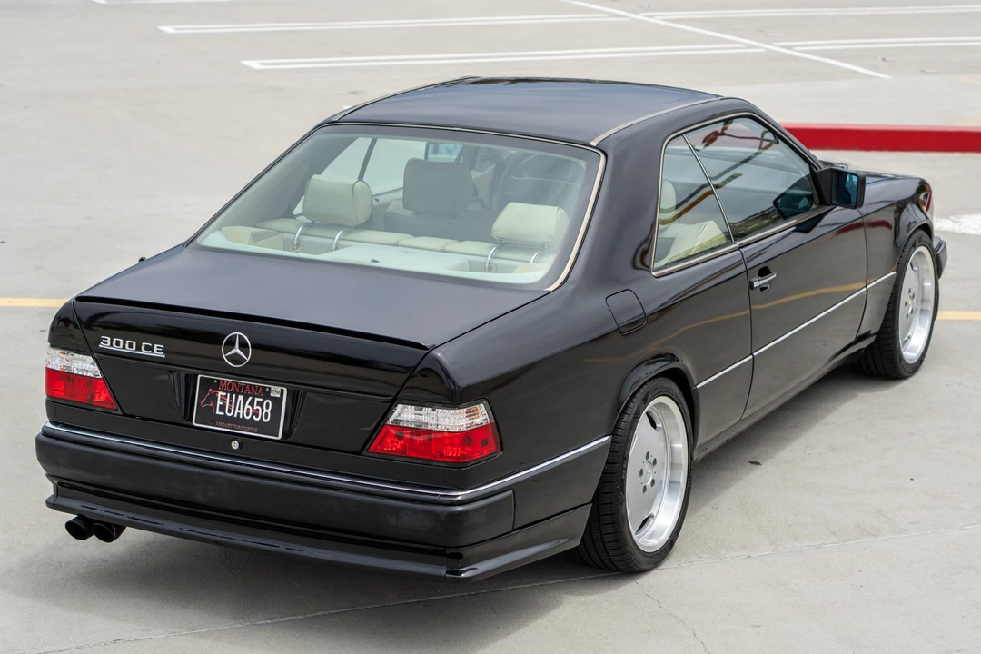 1991 Mercedes-Benz W124 E-Class - Image 12 of 31