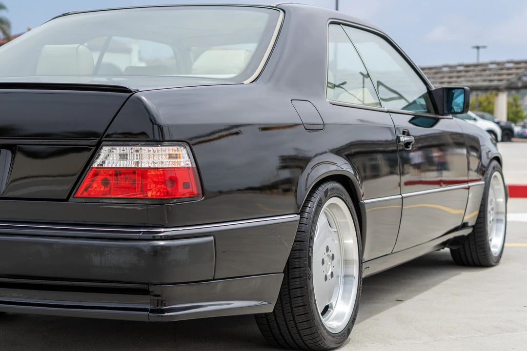 1991 Mercedes-Benz W124 E-Class - Image 17 of 31