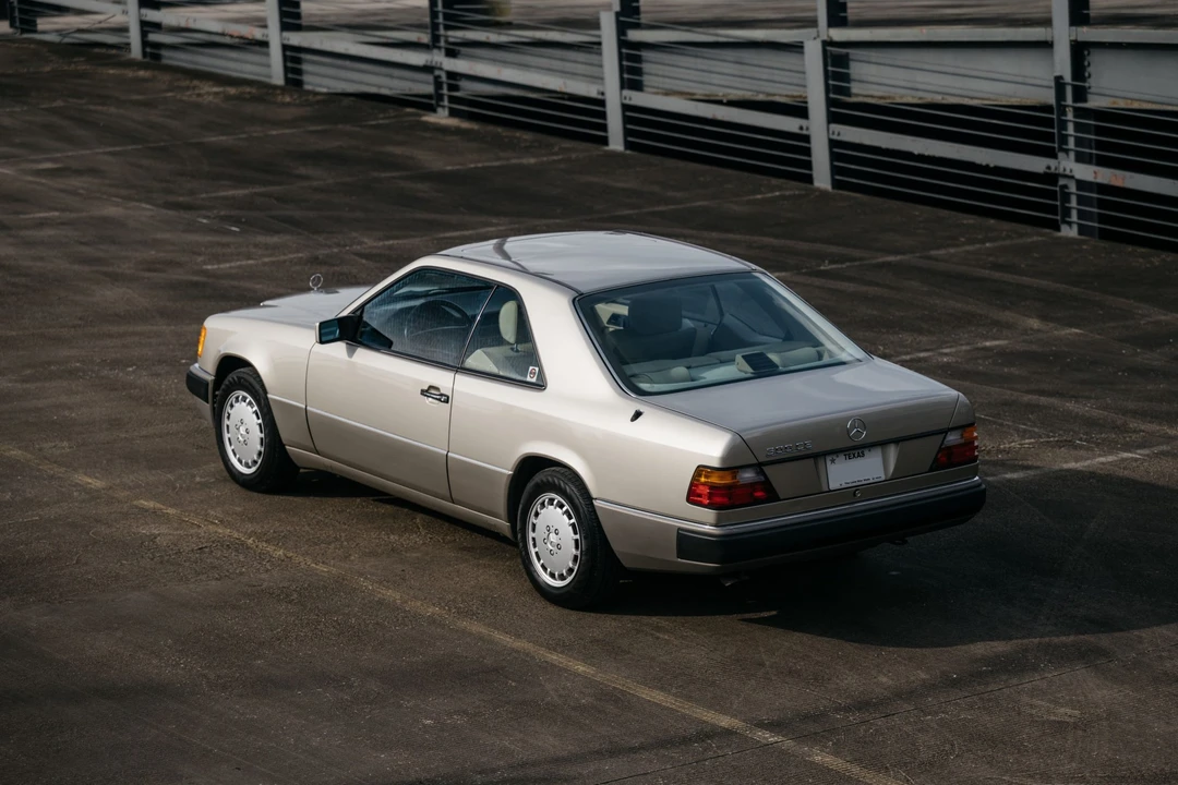 1991 Mercedes-Benz W124 E-Class - Image 22 of 31