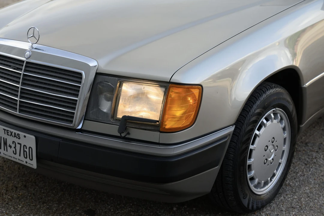 1991 Mercedes-Benz W124 E-Class - Image 30 of 31