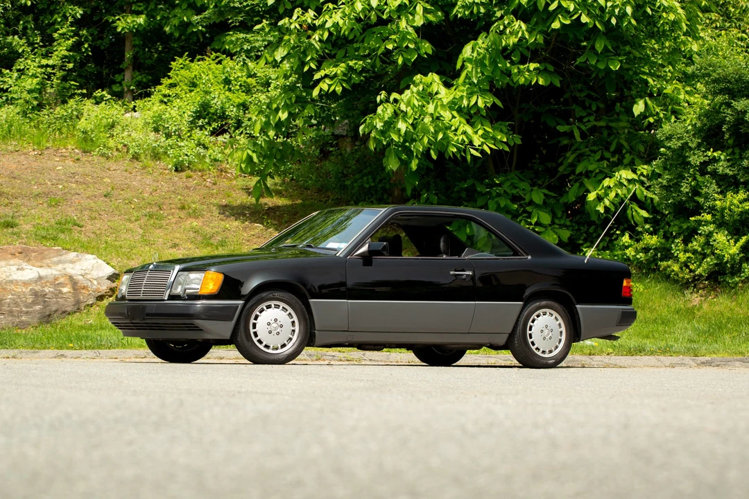 1991 Mercedes-Benz W124 E-Class - Image 2 of 31