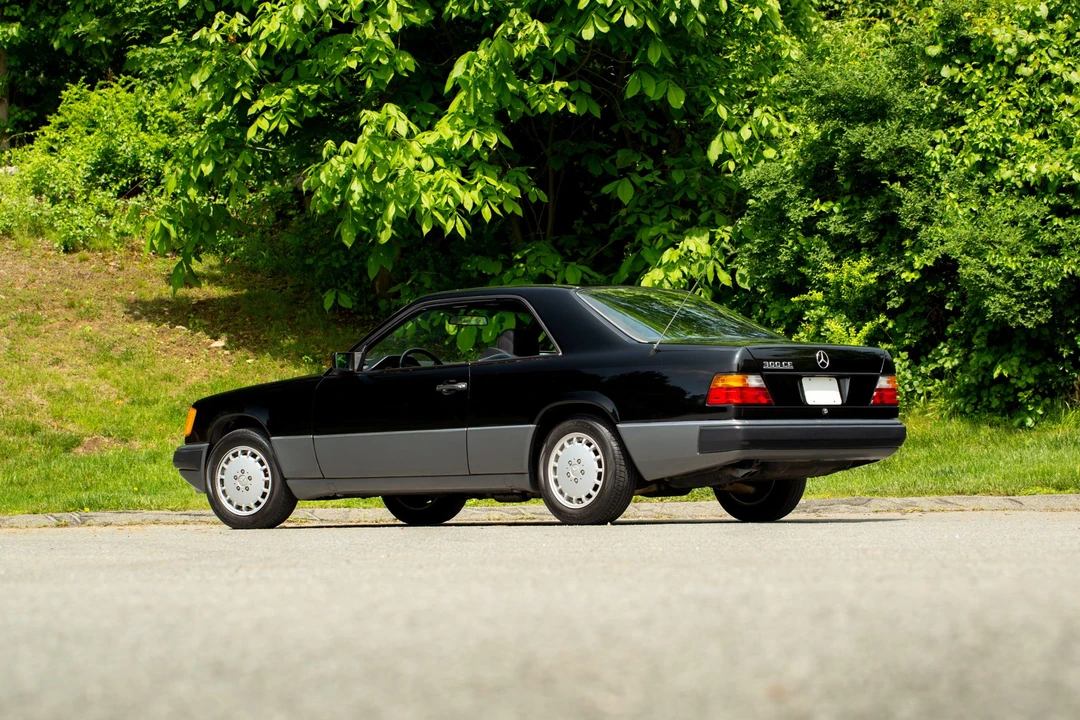 1991 Mercedes-Benz W124 E-Class - Image 4 of 31