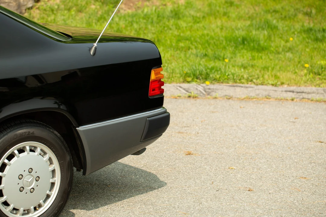 1991 Mercedes-Benz W124 E-Class - Image 22 of 31