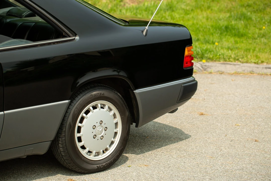 1991 Mercedes-Benz W124 E-Class - Image 23 of 31