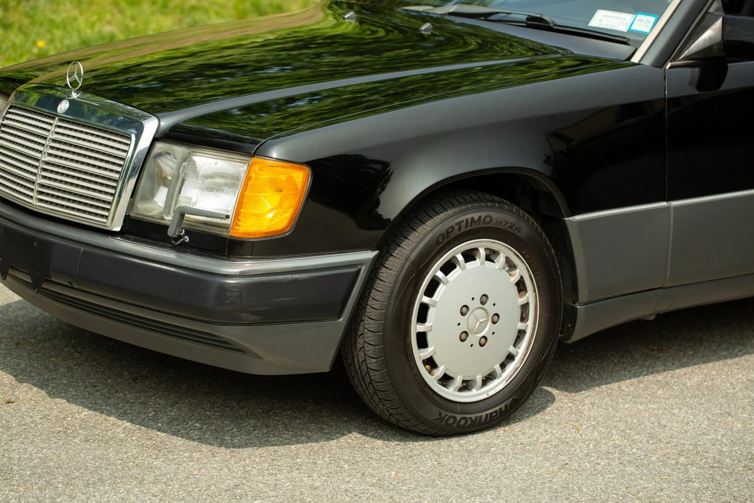 1991 Mercedes-Benz W124 E-Class - Image 28 of 31