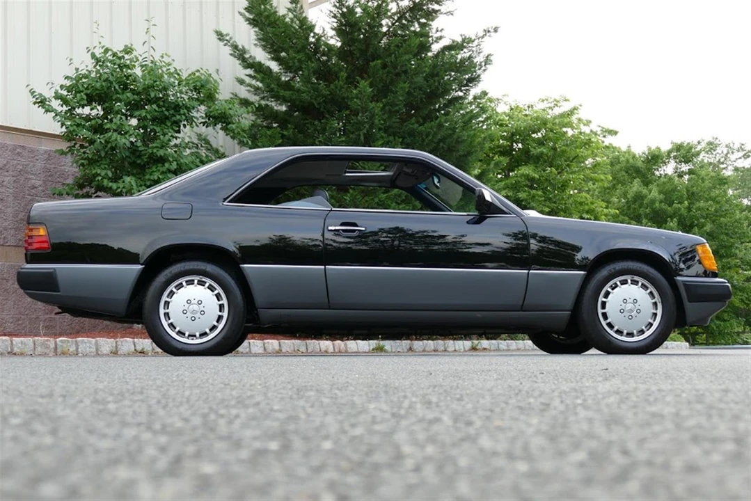 1991 Mercedes-Benz W124 E-Class - Image 13 of 31