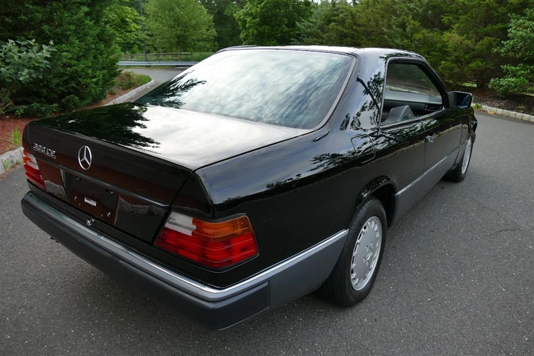 1991 Mercedes-Benz W124 E-Class - Image 10 of 31