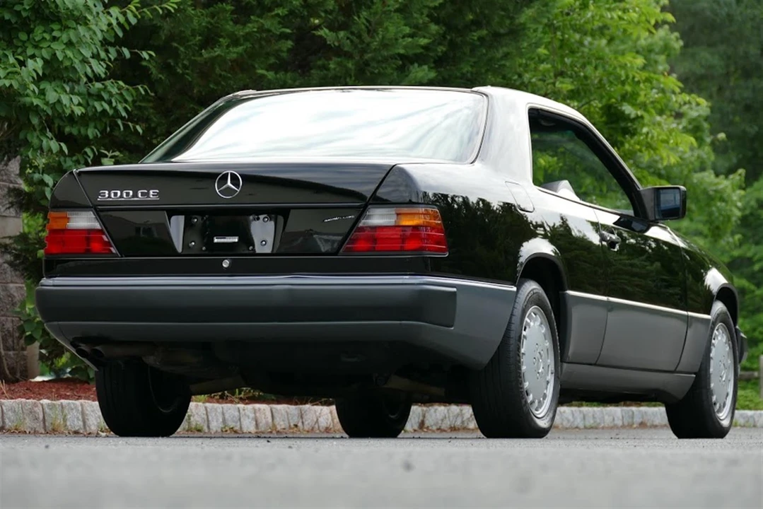 1991 Mercedes-Benz W124 E-Class - Image 9 of 31