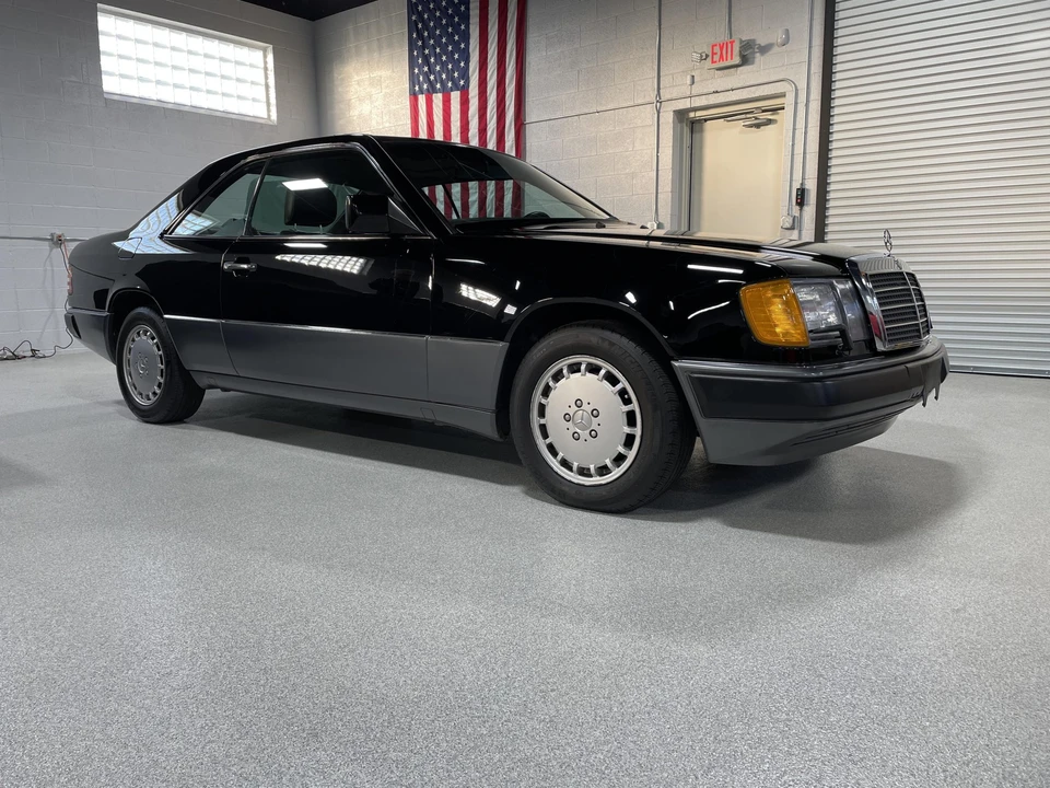1991 Mercedes-Benz W124 E-Class - Image 2 of 31