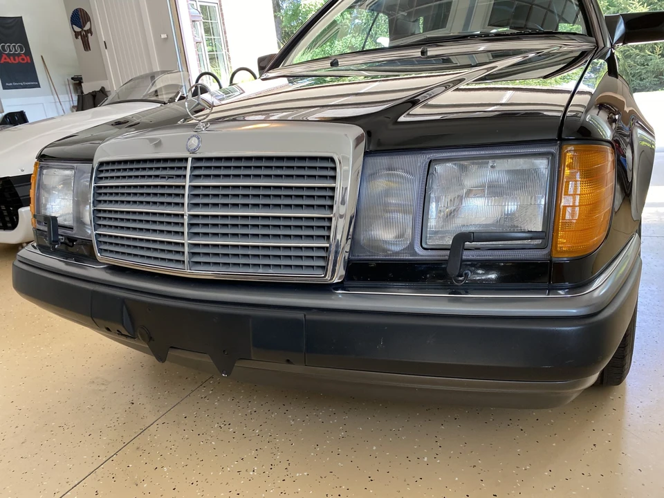 1991 Mercedes-Benz W124 E-Class - Image 19 of 31