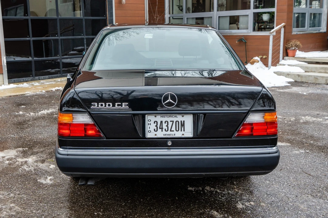 1991 Mercedes-Benz W124 E-Class - Image 7 of 31