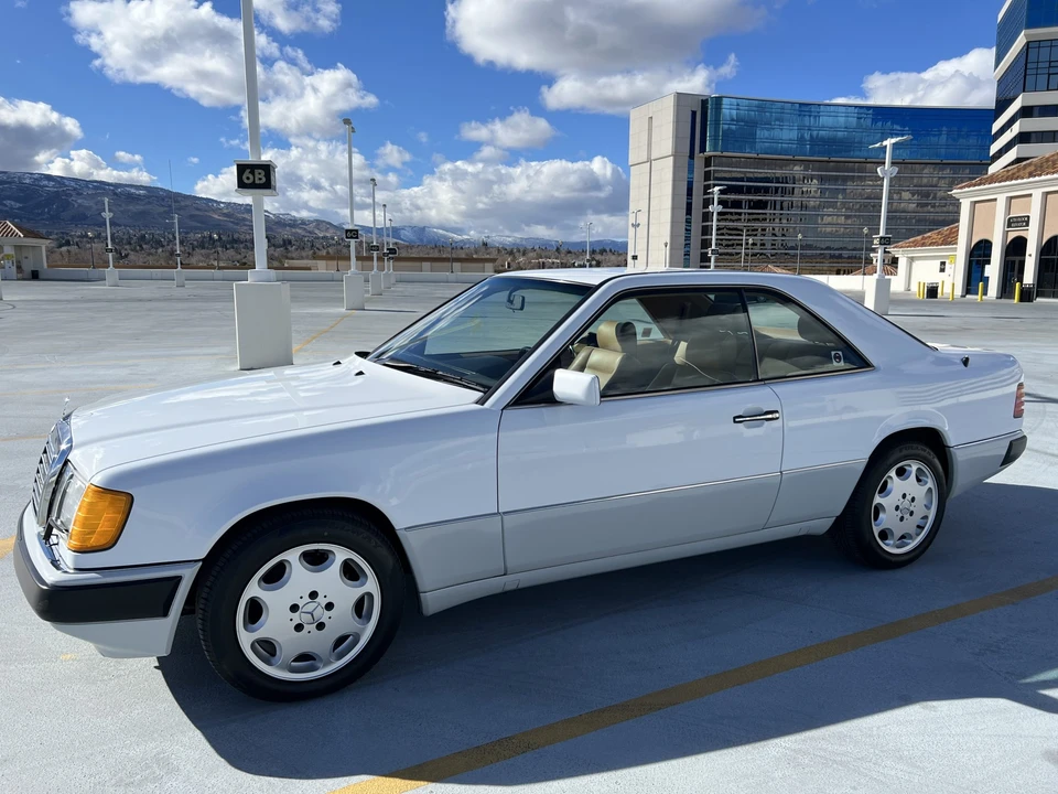 1991 Mercedes-Benz W124 E-Class - Image 2 of 31