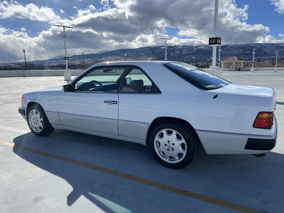 1991 Mercedes-Benz W124 E-Class - Image 23 of 31
