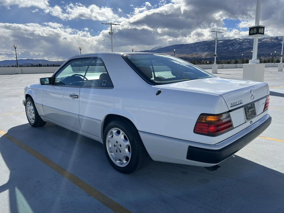 1991 Mercedes-Benz W124 E-Class - Image 21 of 31
