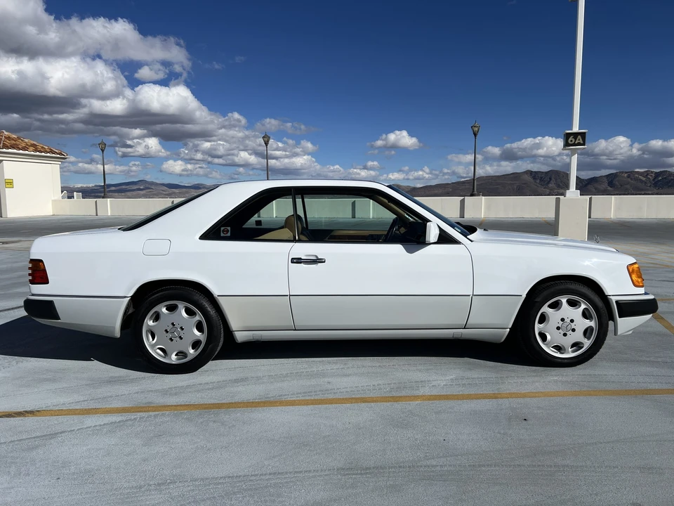1991 Mercedes-Benz W124 E-Class - Image 11 of 31