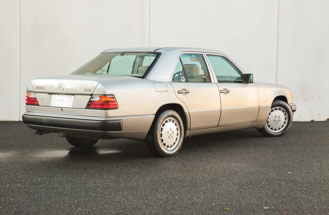 1991 Mercedes-Benz W124 E-Class - Image 10 of 31