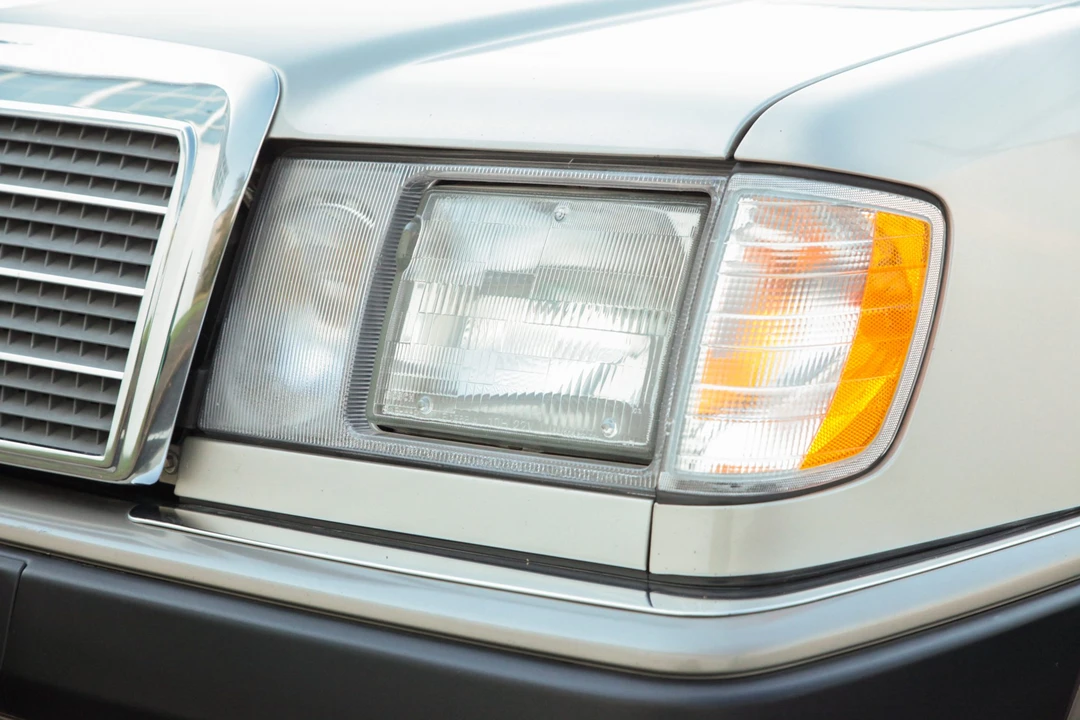 1991 Mercedes-Benz W124 E-Class - Image 22 of 31