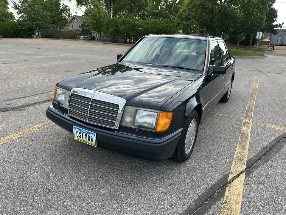 1991 Mercedes-Benz W124 E-Class - Image 4 of 31