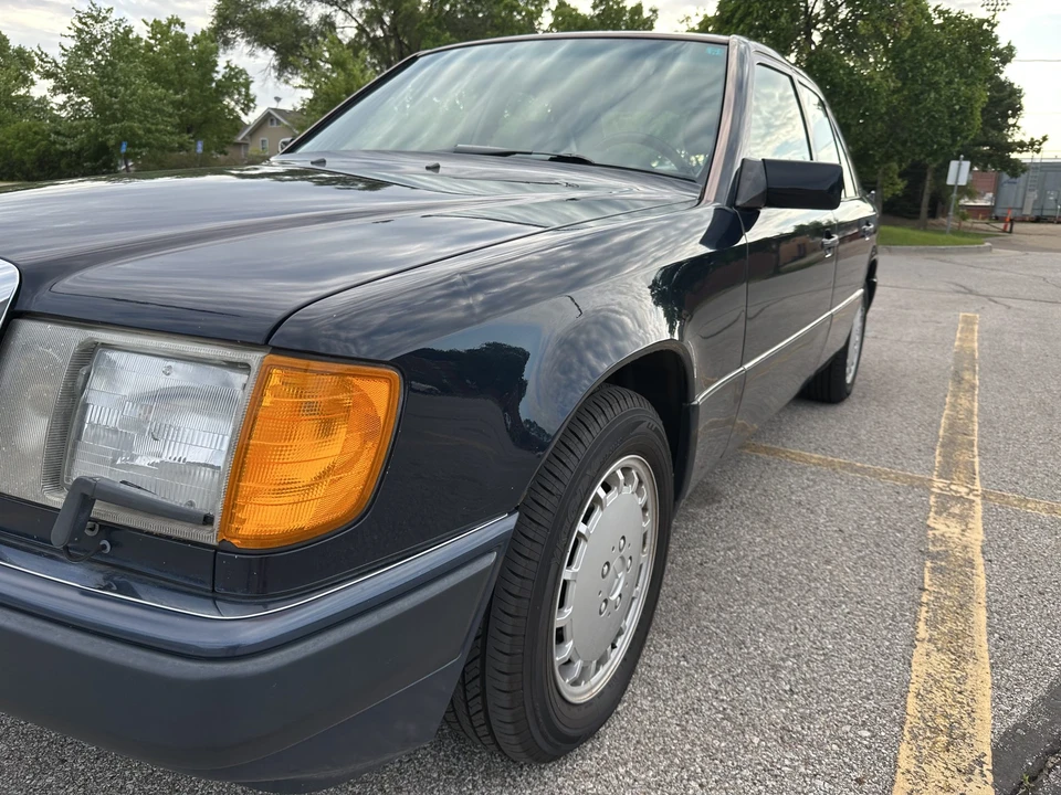 1991 Mercedes-Benz W124 E-Class - Image 21 of 31