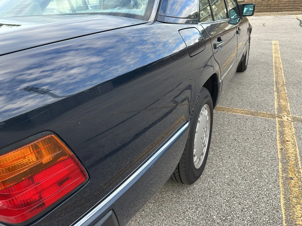 1991 Mercedes-Benz W124 E-Class - Image 29 of 31